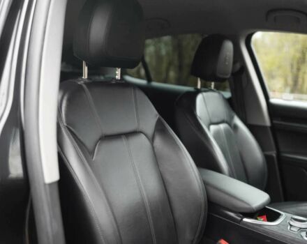 Серый Альфа Ромео Стелвио, объемом двигателя 2 л и пробегом 48 тыс. км за 12500 $, фото 8 на Automoto.ua