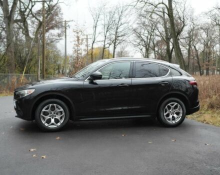 Серый Альфа Ромео Стелвио, объемом двигателя 2 л и пробегом 48 тыс. км за 12500 $, фото 3 на Automoto.ua