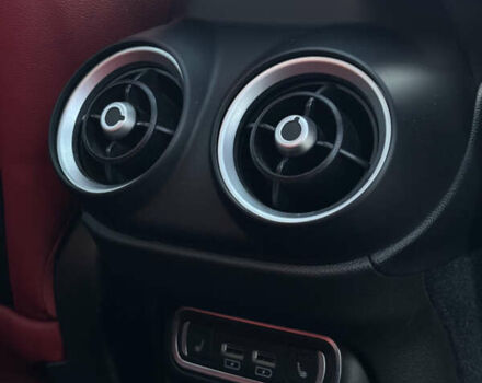 Серый Альфа Ромео Стелвио, объемом двигателя 2 л и пробегом 66 тыс. км за 30000 $, фото 10 на Automoto.ua