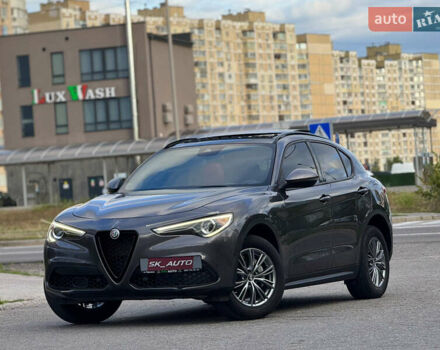 Серый Альфа Ромео Стелвио, объемом двигателя 2 л и пробегом 70 тыс. км за 27500 $, фото 75 на Automoto.ua