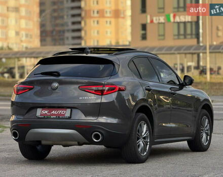 Серый Альфа Ромео Стелвио, объемом двигателя 2 л и пробегом 70 тыс. км за 27500 $, фото 97 на Automoto.ua