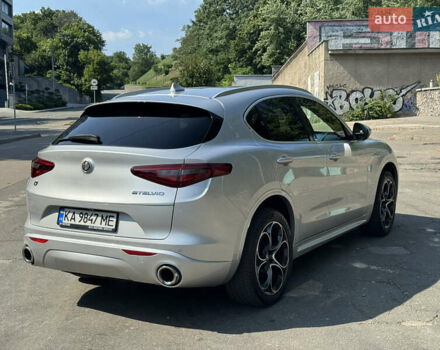 Сірий Альфа Ромео Стелвіо, об'ємом двигуна 2 л та пробігом 36 тис. км за 32900 $, фото 7 на Automoto.ua