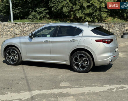 Сірий Альфа Ромео Стелвіо, об'ємом двигуна 2 л та пробігом 36 тис. км за 32900 $, фото 8 на Automoto.ua