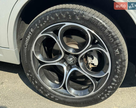 Серый Альфа Ромео Стелвио, объемом двигателя 2 л и пробегом 36 тыс. км за 31400 $, фото 21 на Automoto.ua