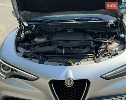 Сірий Альфа Ромео Стелвіо, об'ємом двигуна 2 л та пробігом 36 тис. км за 32900 $, фото 19 на Automoto.ua