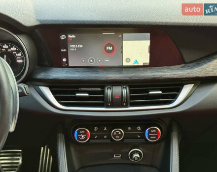 Серый Альфа Ромео Стелвио, объемом двигателя 2 л и пробегом 70 тыс. км за 27500 $, фото 60 на Automoto.ua