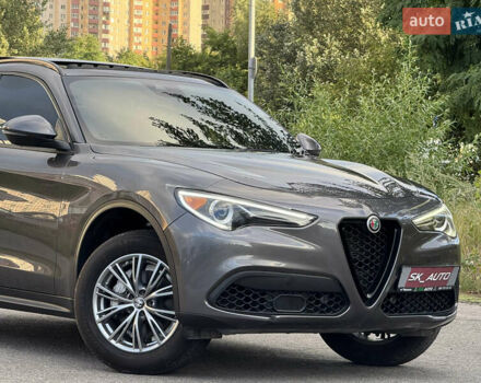 Серый Альфа Ромео Стелвио, объемом двигателя 2 л и пробегом 70 тыс. км за 27500 $, фото 12 на Automoto.ua