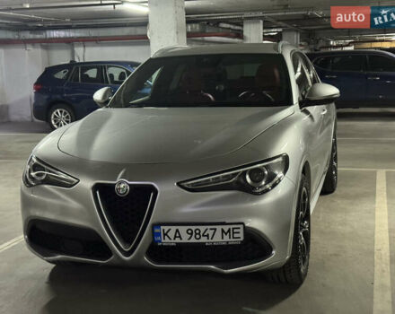 Серый Альфа Ромео Стелвио, объемом двигателя 2 л и пробегом 36 тыс. км за 31400 $, фото 37 на Automoto.ua