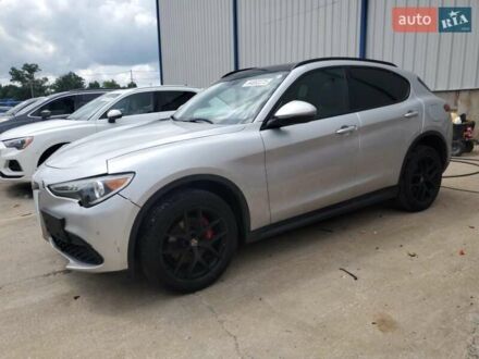 Альфа Ромео Стелвио 2017 в Киеве на Automoto.ua Серый Альфа Ромео Стелвио, объемом двигателя 2 л и пробегом 107 тыс. км за 5060 $, фото 1 на Automoto.ua