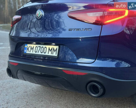 Синий Альфа Ромео Стелвио, объемом двигателя 2 л и пробегом 225 тыс. км за 16450 $, фото 12 на Automoto.ua