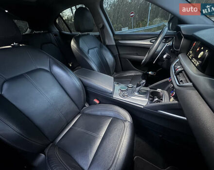 Синий Альфа Ромео Стелвио, объемом двигателя 2 л и пробегом 225 тыс. км за 16450 $, фото 47 на Automoto.ua