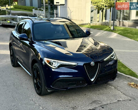 Синій Альфа Ромео Стелвіо, об'ємом двигуна 2 л та пробігом 145 тис. км за 18900 $, фото 8 на Automoto.ua