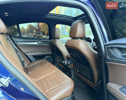 Синій Альфа Ромео Стелвіо, об'ємом двигуна 2 л та пробігом 145 тис. км за 18900 $, фото 59 на Automoto.ua