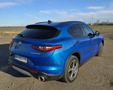Синий Альфа Ромео Стелвио, объемом двигателя 2 л и пробегом 123 тыс. км за 26000 $, фото 4 на Automoto.ua