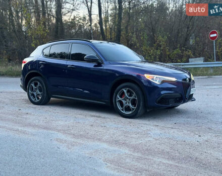 Синий Альфа Ромео Стелвио, объемом двигателя 2 л и пробегом 225 тыс. км за 16450 $, фото 6 на Automoto.ua