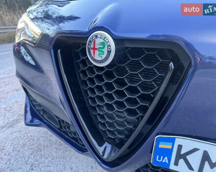 Синий Альфа Ромео Стелвио, объемом двигателя 2 л и пробегом 225 тыс. км за 16450 $, фото 25 на Automoto.ua