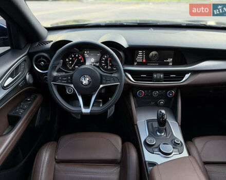 Синій Альфа Ромео Стелвіо, об'ємом двигуна 2 л та пробігом 145 тис. км за 18900 $, фото 55 на Automoto.ua