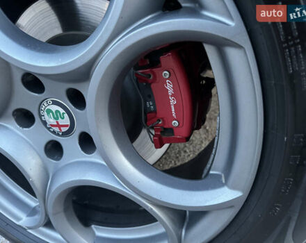 Синий Альфа Ромео Стелвио, объемом двигателя 2 л и пробегом 225 тыс. км за 16450 $, фото 17 на Automoto.ua