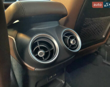 Синій Альфа Ромео Стелвіо, об'ємом двигуна 2 л та пробігом 135 тис. км за 22700 $, фото 25 на Automoto.ua