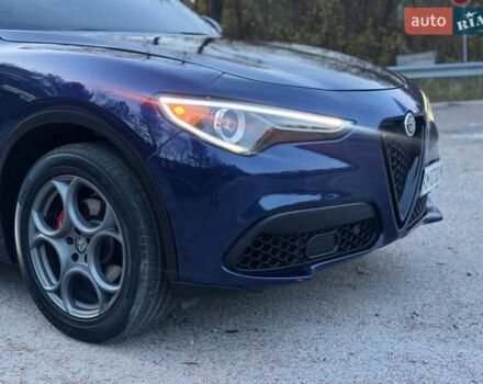 Синий Альфа Ромео Стелвио, объемом двигателя 2 л и пробегом 225 тыс. км за 16450 $, фото 7 на Automoto.ua