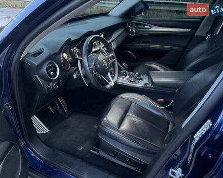 Синий Альфа Ромео Стелвио, объемом двигателя 2 л и пробегом 225 тыс. км за 16450 $, фото 33 на Automoto.ua