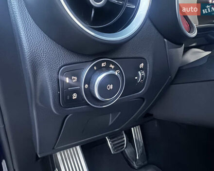 Синий Альфа Ромео Стелвио, объемом двигателя 2 л и пробегом 225 тыс. км за 16450 $, фото 37 на Automoto.ua