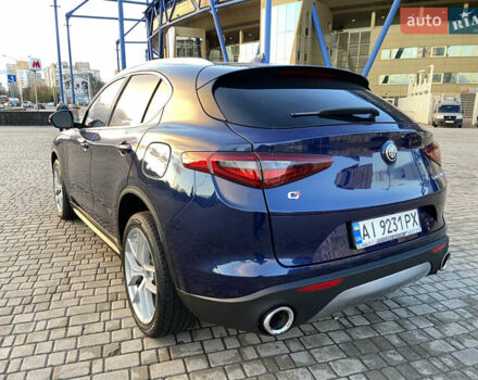 Синій Альфа Ромео Стелвіо, об'ємом двигуна 2 л та пробігом 135 тис. км за 22700 $, фото 5 на Automoto.ua