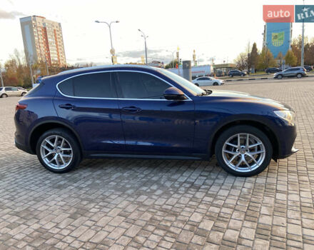 Синій Альфа Ромео Стелвіо, об'ємом двигуна 2 л та пробігом 135 тис. км за 22700 $, фото 9 на Automoto.ua