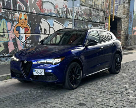 Синий Альфа Ромео Стелвио, объемом двигателя 2 л и пробегом 110 тыс. км за 27000 $, фото 5 на Automoto.ua