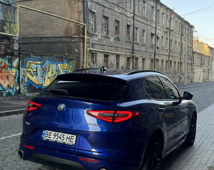 Синий Альфа Ромео Стелвио, объемом двигателя 2 л и пробегом 110 тыс. км за 27000 $, фото 2 на Automoto.ua