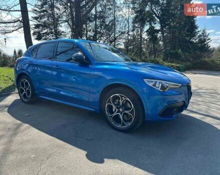 Синій Альфа Ромео Стелвіо, об'ємом двигуна 2 л та пробігом 20 тис. км за 49000 $, фото 4 на Automoto.ua