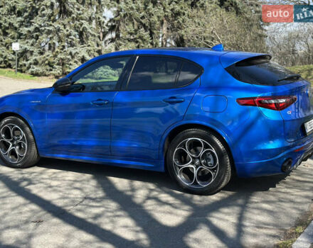 Синій Альфа Ромео Стелвіо, об'ємом двигуна 2 л та пробігом 6 тис. км за 48500 $, фото 6 на Automoto.ua