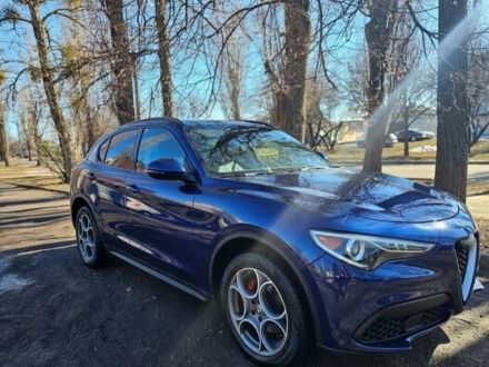 Синій Альфа Ромео Стелвіо, об'ємом двигуна 0 л та пробігом 145 тис. км за 26000 $, фото 1 на Automoto.ua