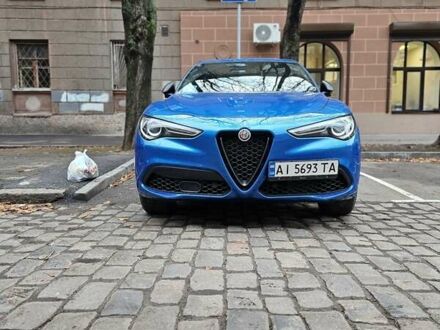 Синий Альфа Ромео Стелвио, объемом двигателя 2 л и пробегом 20 тыс. км за 49000 $, фото 1 на Automoto.ua