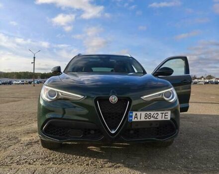 Зелений Альфа Ромео Стелвіо, об'ємом двигуна 2 л та пробігом 132 тис. км за 25500 $, фото 1 на Automoto.ua