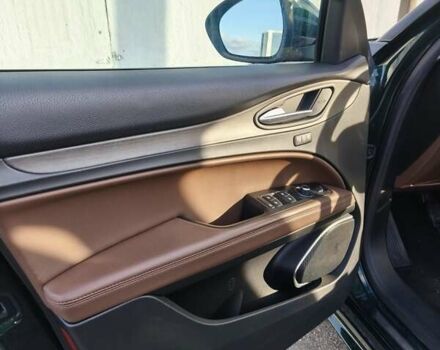 Зелений Альфа Ромео Стелвіо, об'ємом двигуна 2 л та пробігом 132 тис. км за 25500 $, фото 13 на Automoto.ua