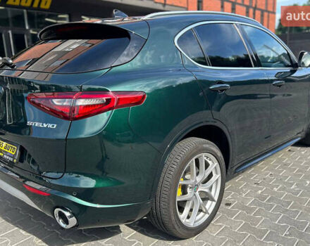 Альфа Ромео Стелвио 2021 в Черновцах на Automoto.ua Зеленый Альфа Ромео Стелвио, объемом двигателя 2 л и пробегом 12 тыс. км за 35500 $, фото 5 на Automoto.ua