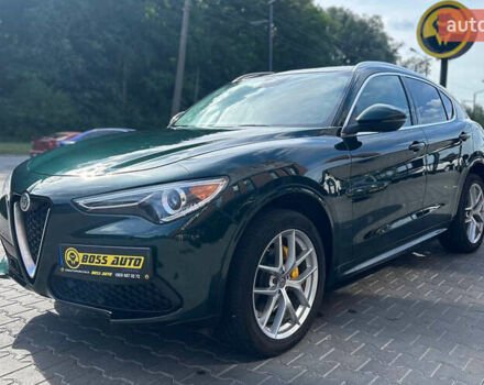 Альфа Ромео Стелвио 2021 в Черновцах на Automoto.ua Зеленый Альфа Ромео Стелвио, объемом двигателя 2 л и пробегом 12 тыс. км за 35500 $, фото 2 на Automoto.ua