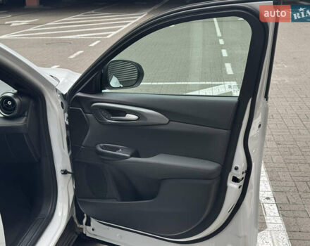 Белый Альфа Ромео Tonale, объемом двигателя 1.3 л и пробегом 10 тыс. км за 30500 $, фото 18 на Automoto.ua