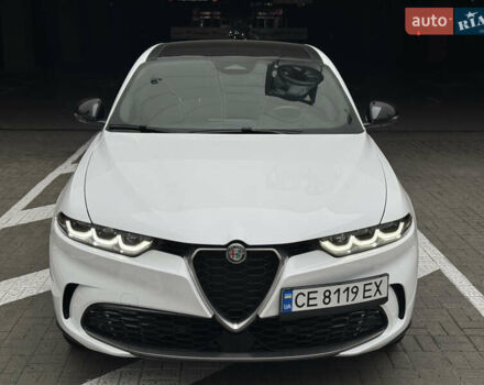 Белый Альфа Ромео Tonale, объемом двигателя 1.3 л и пробегом 10 тыс. км за 30500 $, фото 7 на Automoto.ua