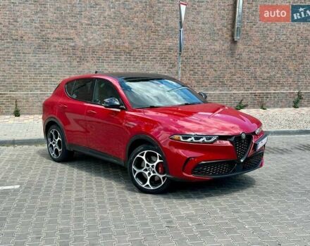 Красный Альфа Ромео Tonale, объемом двигателя 1.3 л и пробегом 14 тыс. км за 31999 $, фото 6 на Automoto.ua
