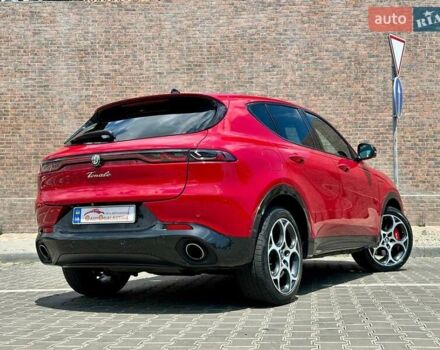 Красный Альфа Ромео Tonale, объемом двигателя 1.3 л и пробегом 14 тыс. км за 31999 $, фото 14 на Automoto.ua