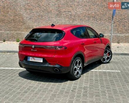 Красный Альфа Ромео Tonale, объемом двигателя 1.3 л и пробегом 14 тыс. км за 31999 $, фото 13 на Automoto.ua