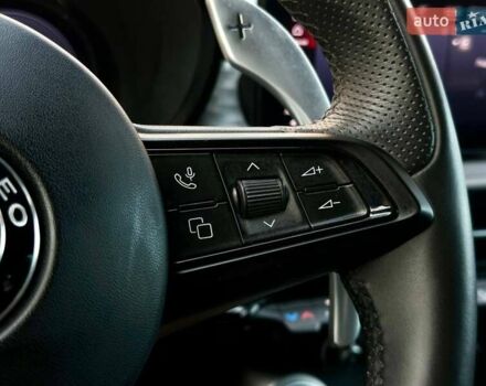 Красный Альфа Ромео Tonale, объемом двигателя 1.3 л и пробегом 14 тыс. км за 31999 $, фото 39 на Automoto.ua