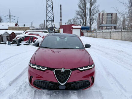 Червоний Альфа Ромео Tonale, об'ємом двигуна 1.3 л та пробігом 12 тис. км за 27500 $, фото 1 на Automoto.ua