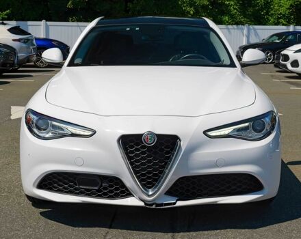 Білий Альфа Giulia, об'ємом двигуна 2 л та пробігом 69 тис. км за 5300 $, фото 1 на Automoto.ua