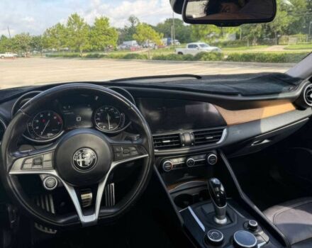 Білий Альфа Giulia, об'ємом двигуна 2 л та пробігом 40 тис. км за 5100 $, фото 8 на Automoto.ua
