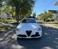 Белый Альфа Giulia, объемом двигателя 2 л и пробегом 44 тыс. км за 4100 $, фото 1 на Automoto.ua