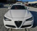 Белый Альфа Giulia, объемом двигателя 2 л и пробегом 146 тыс. км за 4850 $, фото 1 на Automoto.ua