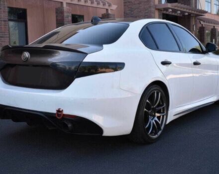 Белый Альфа Giulia, объемом двигателя 2 л и пробегом 36 тыс. км за 8200 $, фото 7 на Automoto.ua